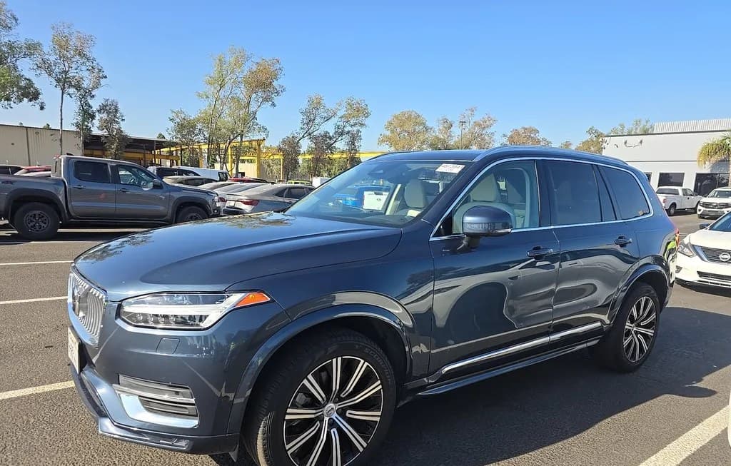 2023 VOLVO XC90 B6 PLUS 7-PASSENGER