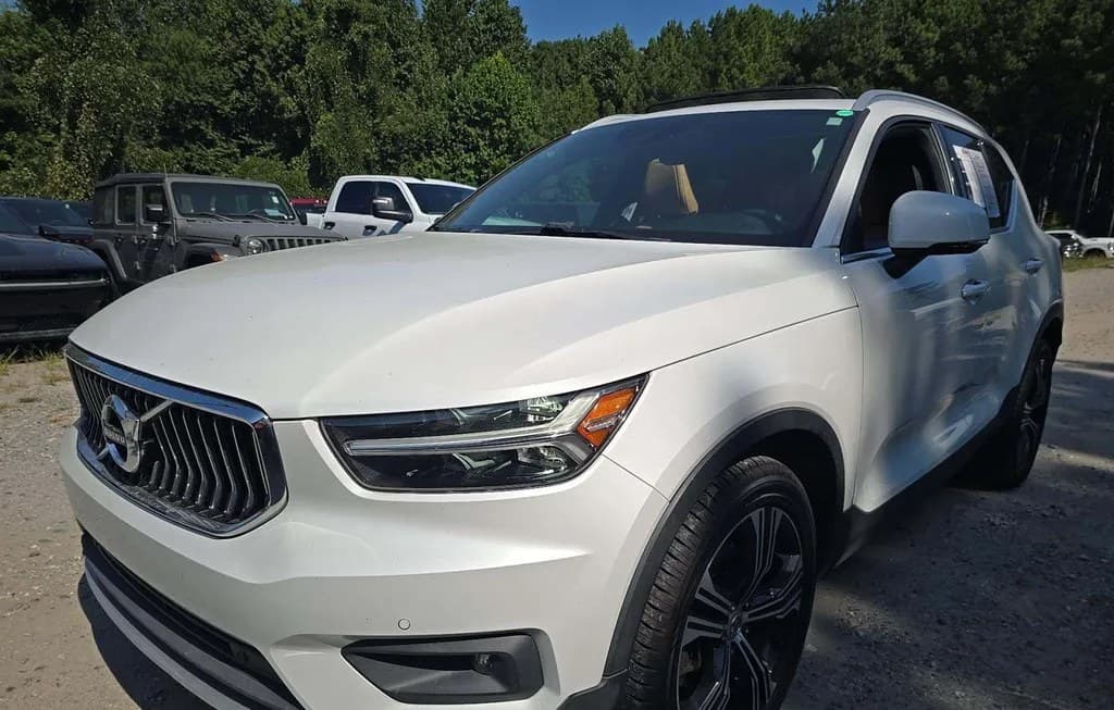 2021 VOLVO XC40 T5 INSCRIPTION