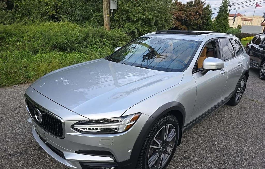 2019 VOLVO V90 CROSS COUNTRY T6