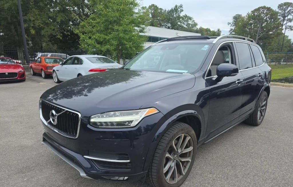 2017 VOLVO XC90 T6 MOMENTUM 7-PASSENGER
