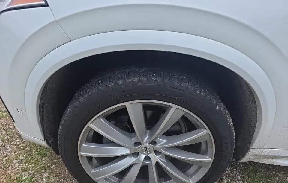 2019 VOLVO XC90 T6 R-Design 5