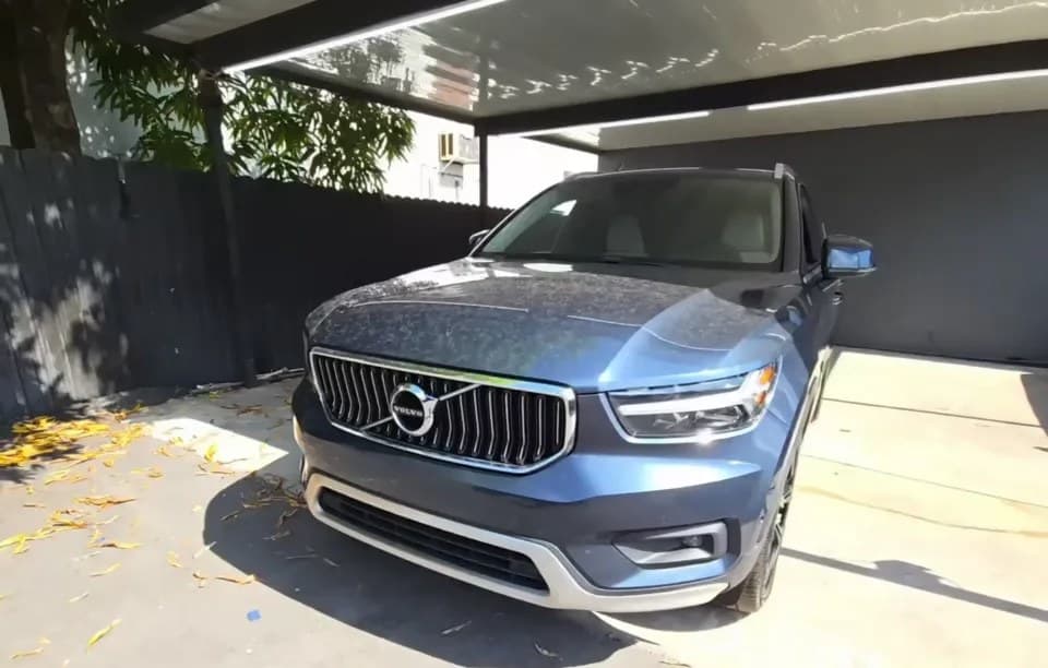 2019 VOLVO XC40 T4 INSCRIPTION