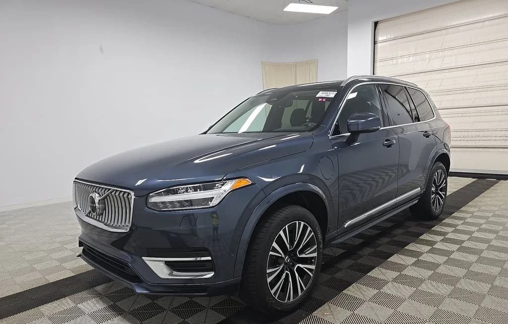 2023 VOLVO XC90 RECHARGE PLUG-IN HYBRID T8 PLUS 6-PASSENGER