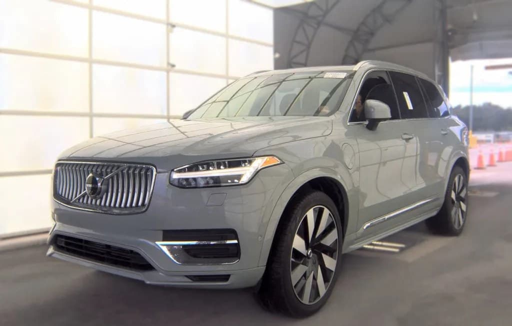 2024 VOLVO XC90 RECHARGE PLUG-IN HYBRID T8 PLUS BRIGHT THEME 7-PASSENGER