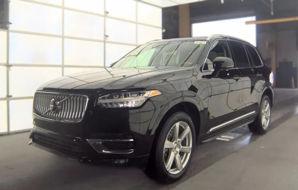 2024 VOLVO XC90 B5 CORE BRIGHT THEME 7-PASSENGER