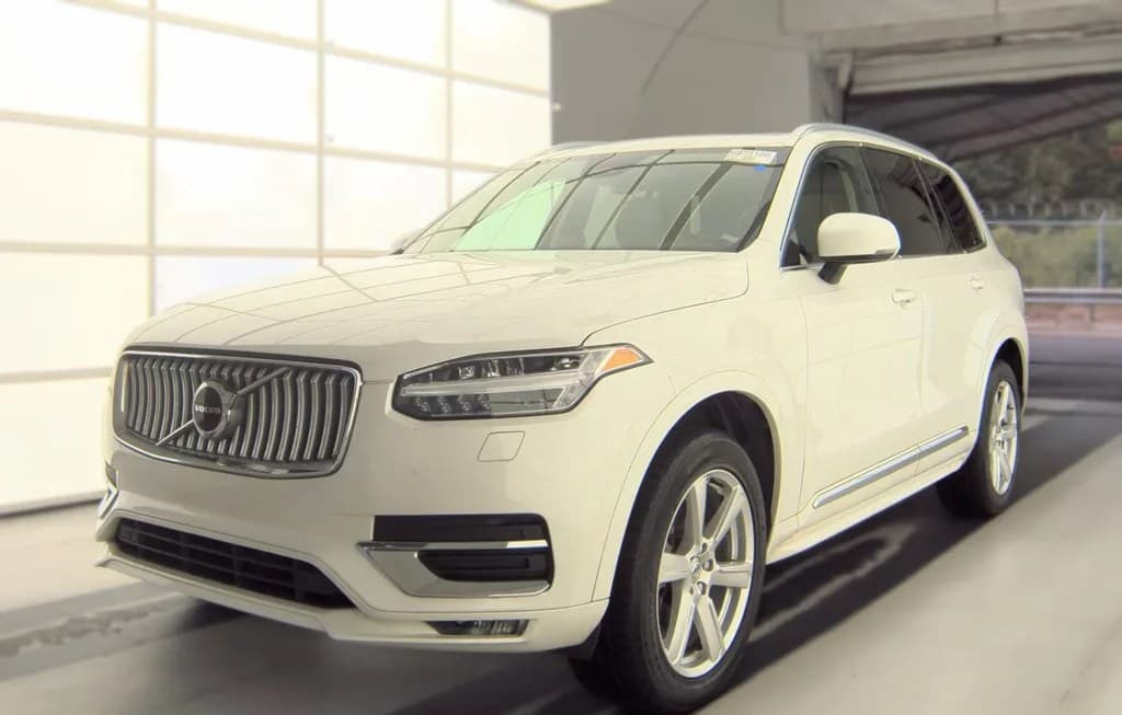 2024 VOLVO XC90 B5 CORE BRIGHT THEME 7-PASSENGER