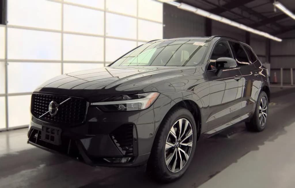 2023 VOLVO XC60 B5 PLUS DARK THEME
