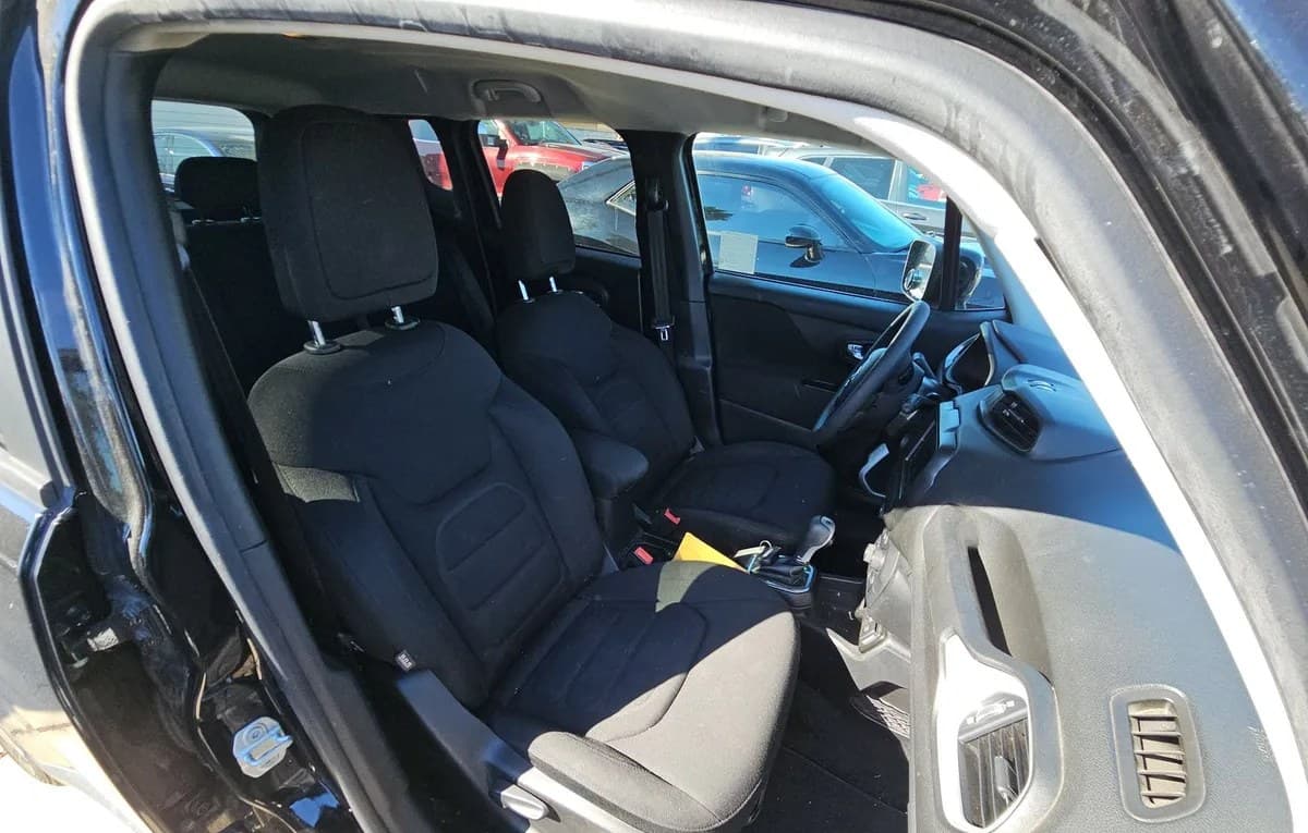2018 JEEP RENEGADE LATITUDE 5