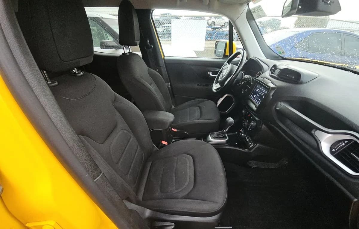 2018 JEEP RENEGADE Latitude 4