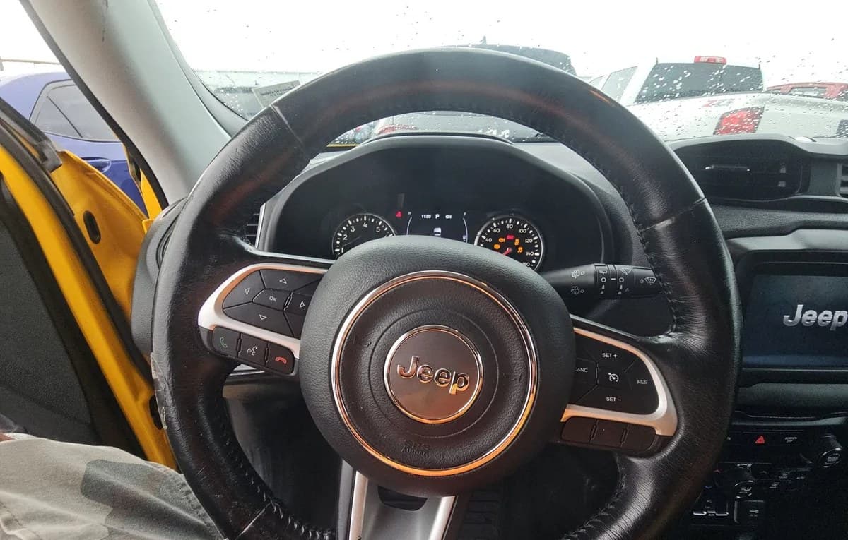 2018 JEEP RENEGADE Latitude 6