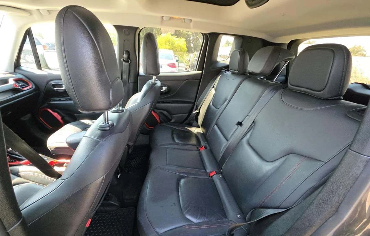 2017 JEEP RENEGADE Trailhawk 7