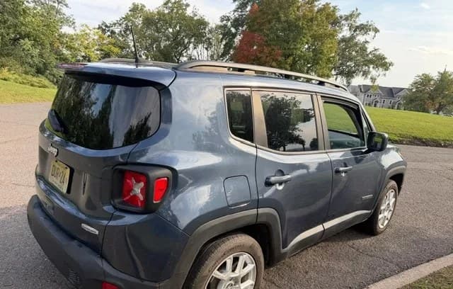 2020 JEEP RENEGADE Latitude 3