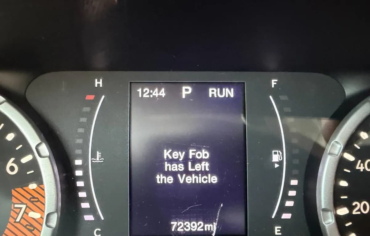 2020 JEEP RENEGADE Latitude 7