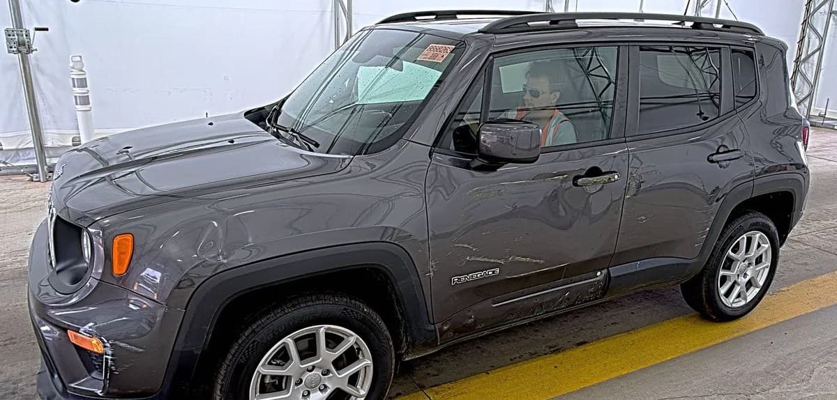 2019 JEEP RENEGADE Latitude 2