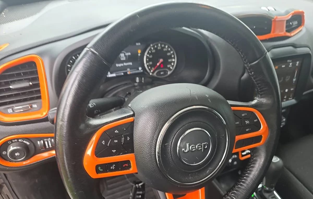 2019 JEEP RENEGADE Latitude 7