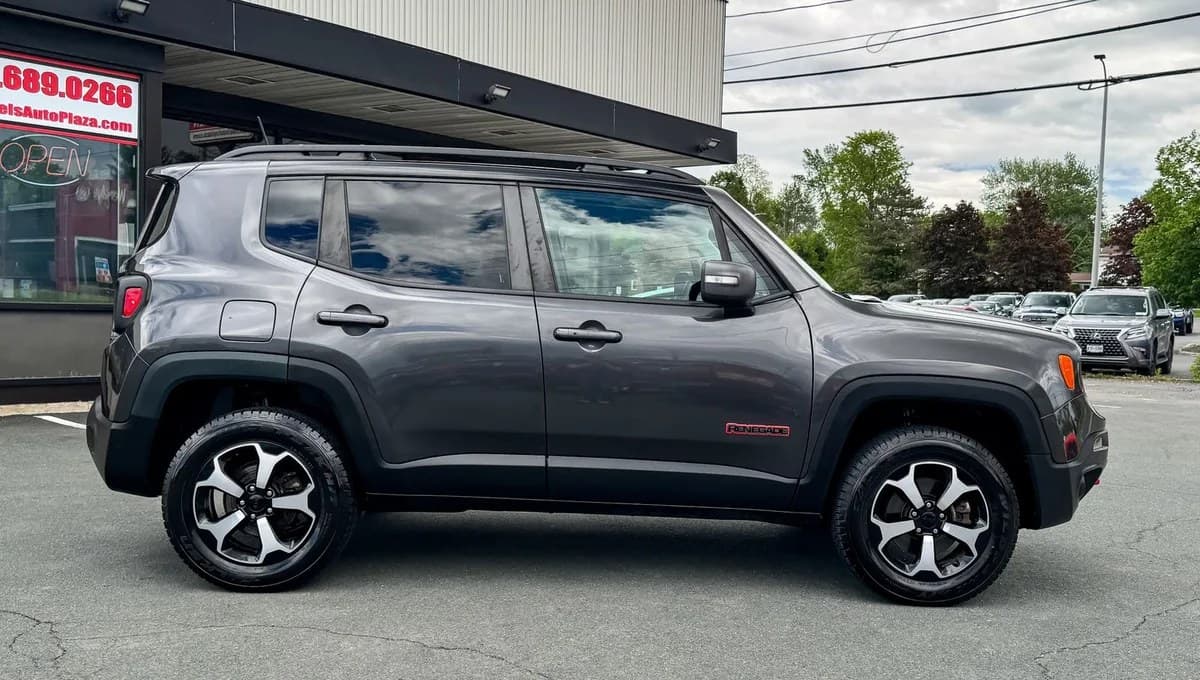 2019 JEEP RENEGADE Trailhawk 4