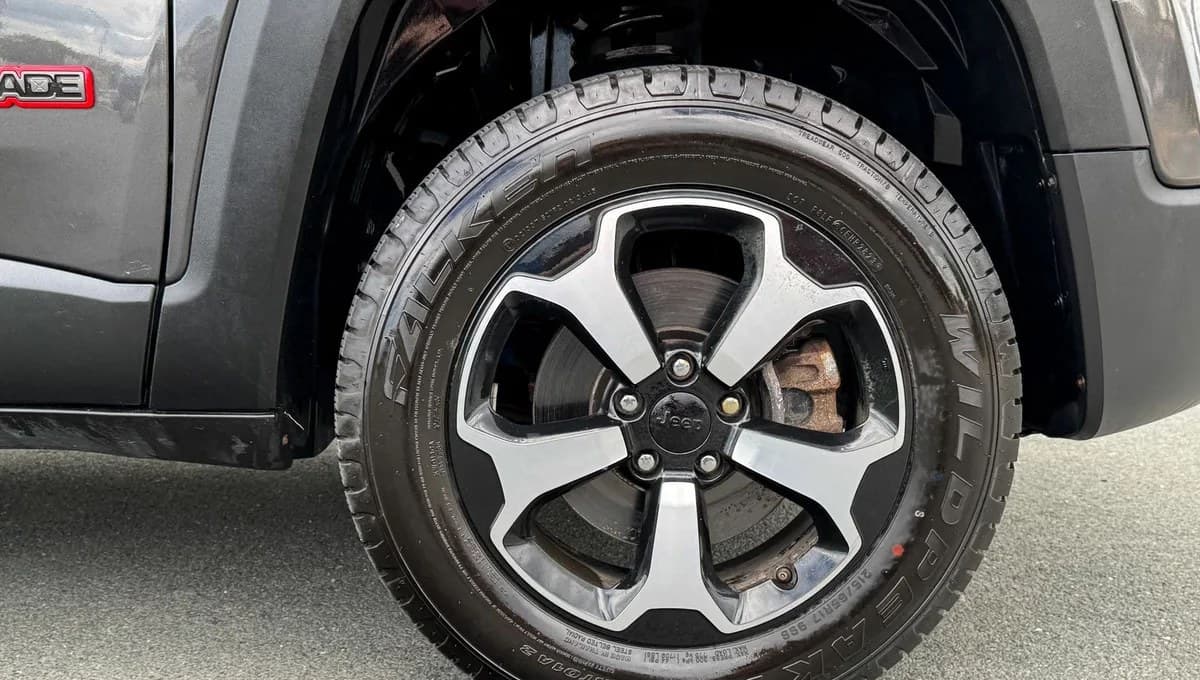 2019 JEEP RENEGADE Trailhawk 7