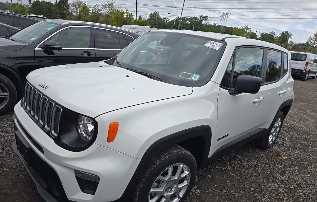 2023 JEEP RENEGADE Latitude 2
