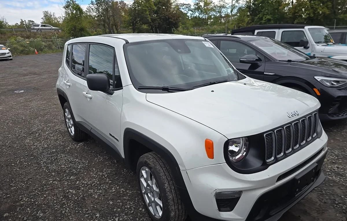 2023 JEEP RENEGADE Latitude 4
