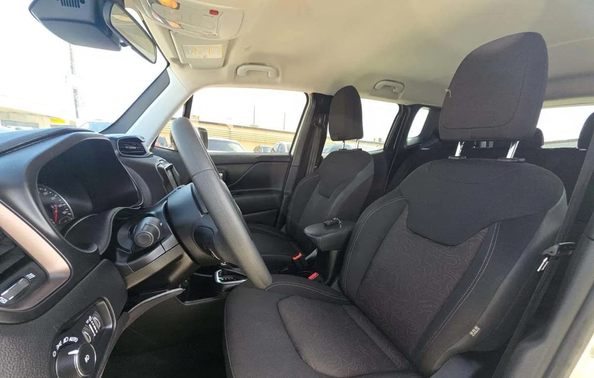 2023 JEEP RENEGADE LATITUDE UPLAND Edition 4