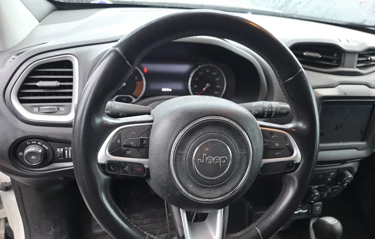 2021 JEEP RENEGADE Latitude 7