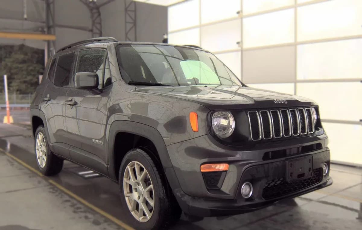 2021 JEEP RENEGADE Latitude 4