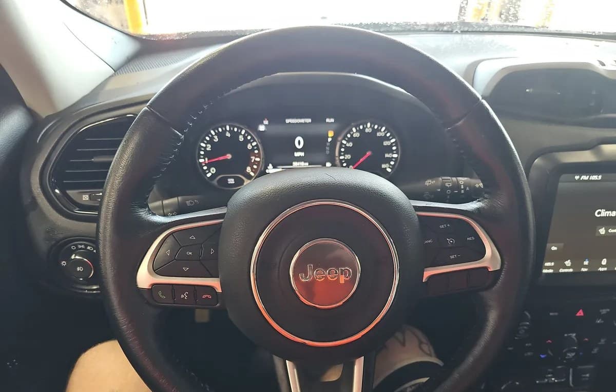 2023 JEEP RENEGADE Altitude 7