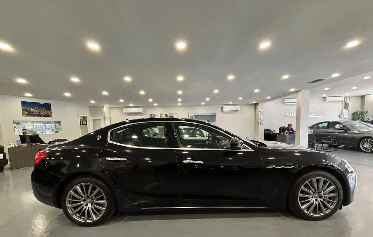 2017 MASERATI GHIBLI Base 5