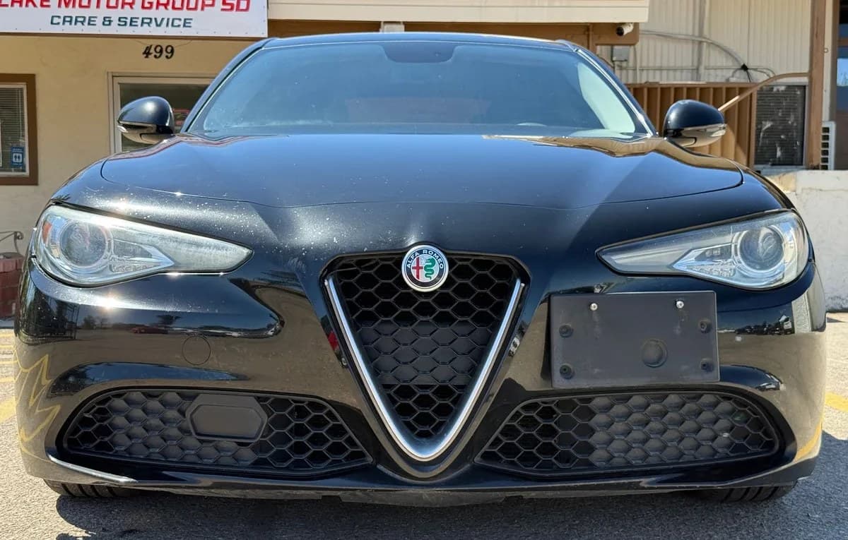 2017 ALFA ROMEO GIULIA Base 5