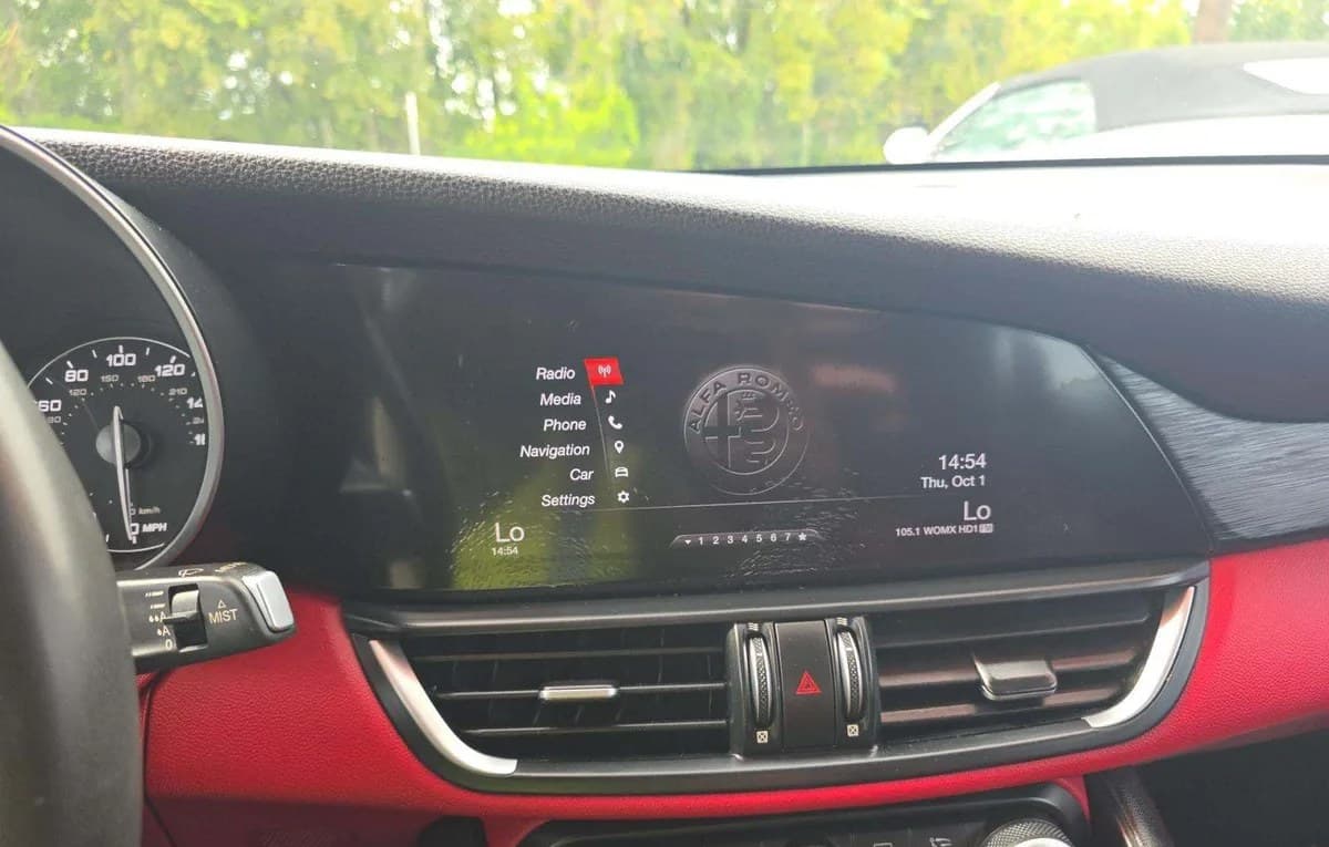 2018 ALFA ROMEO GIULIA Base 7