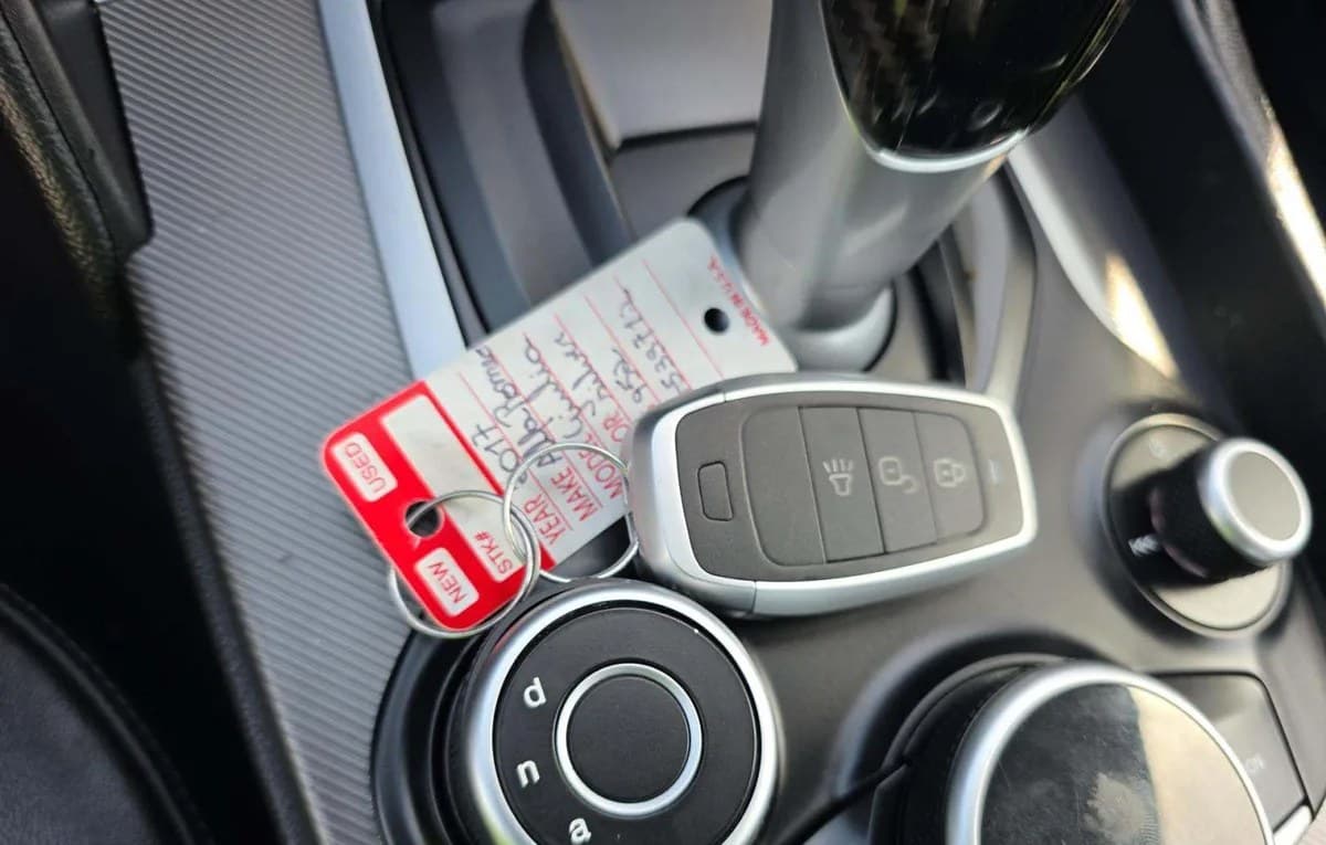 2017 ALFA ROMEO GIULIA Base 5