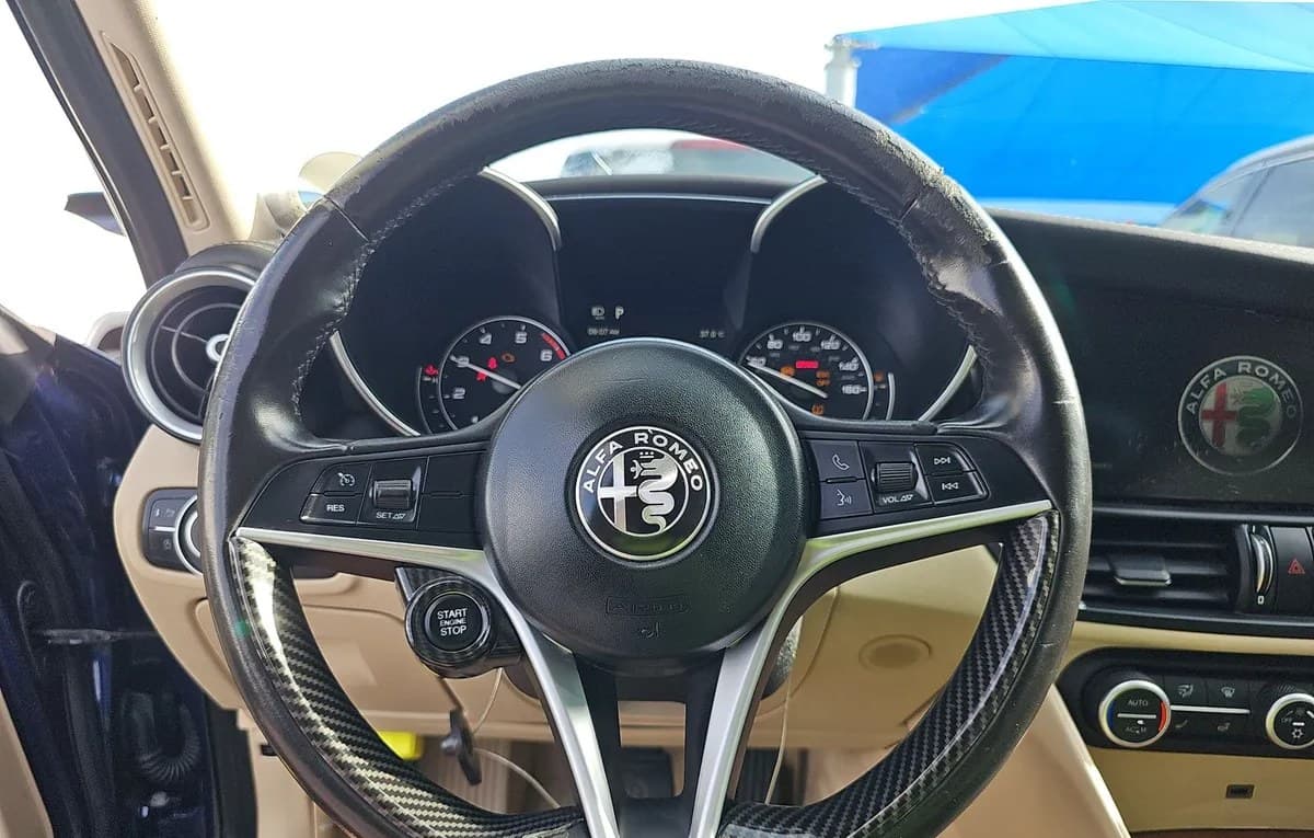 2017 ALFA ROMEO GIULIA Ti 7
