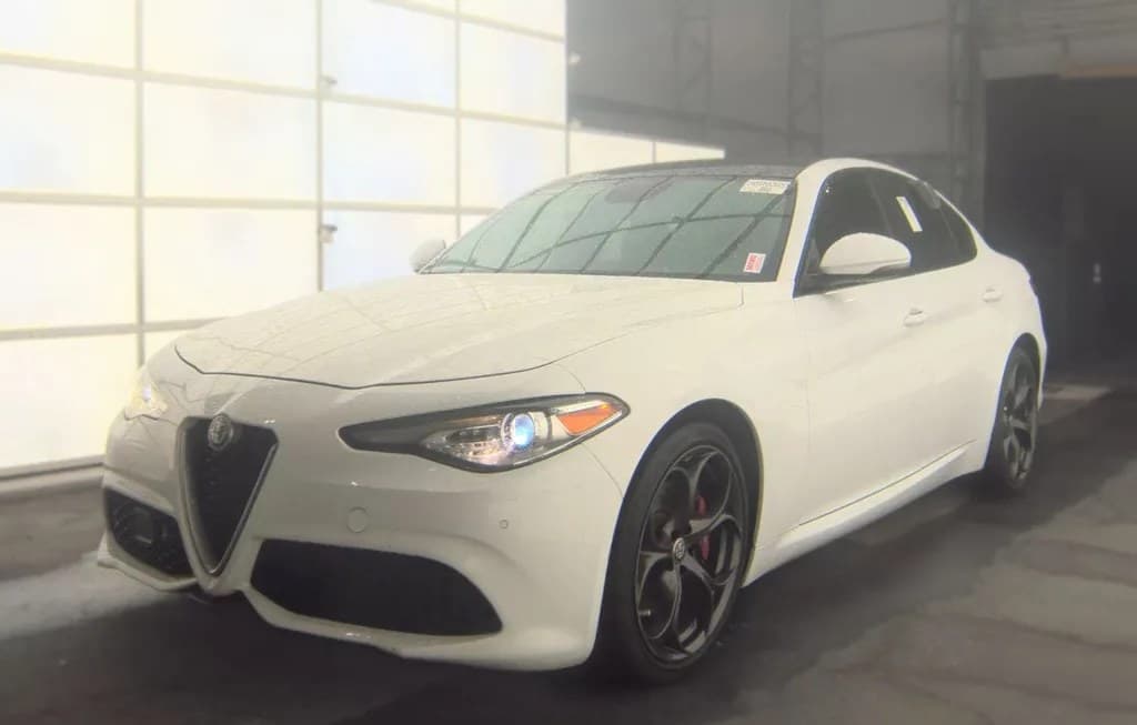 2017 ALFA ROMEO GIULIA TI
