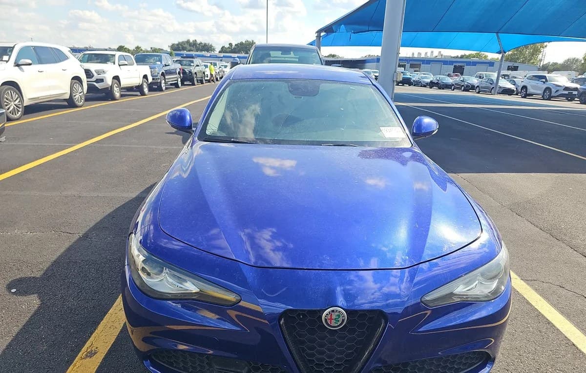 2019 ALFA ROMEO GIULIA Base 2