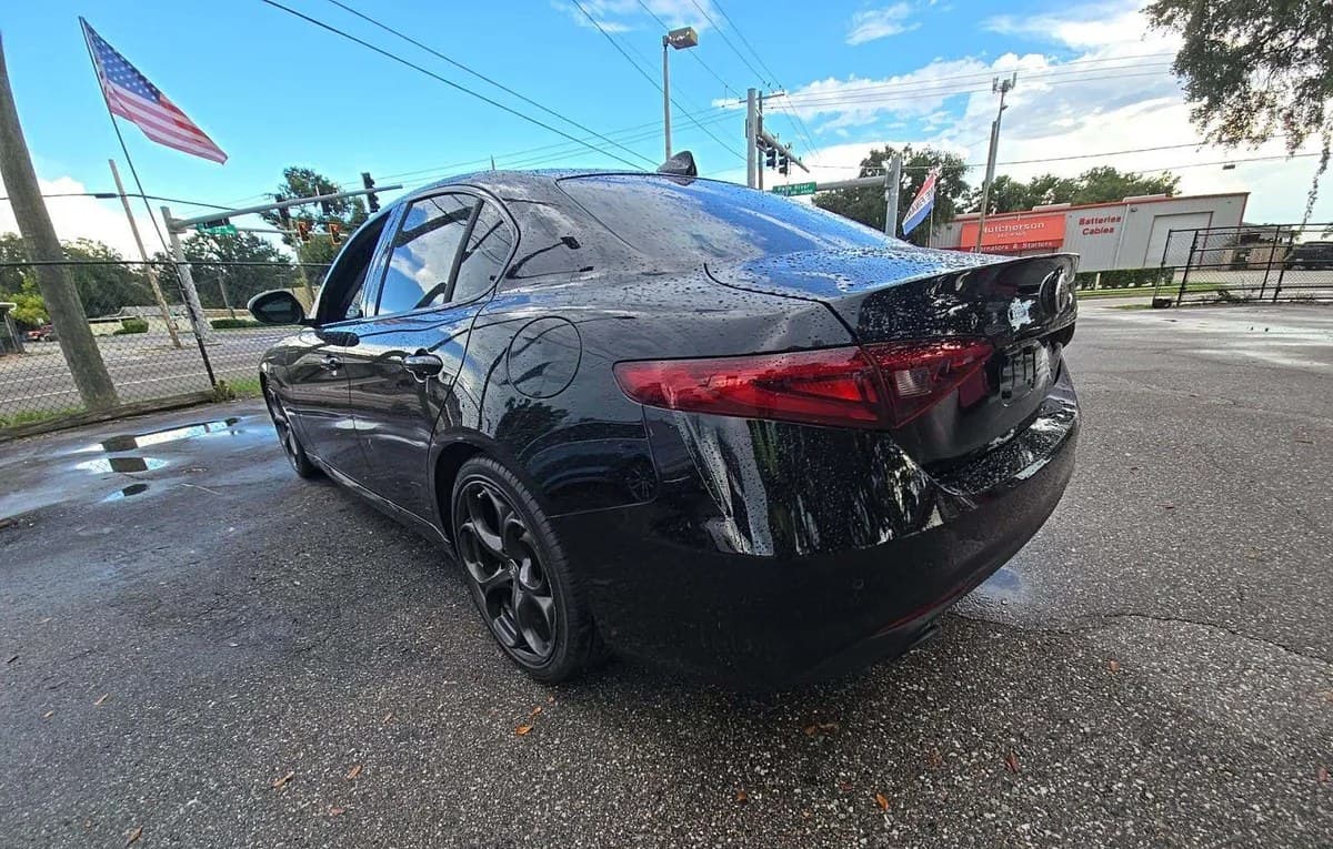 2019 ALFA ROMEO GIULIA Base 3