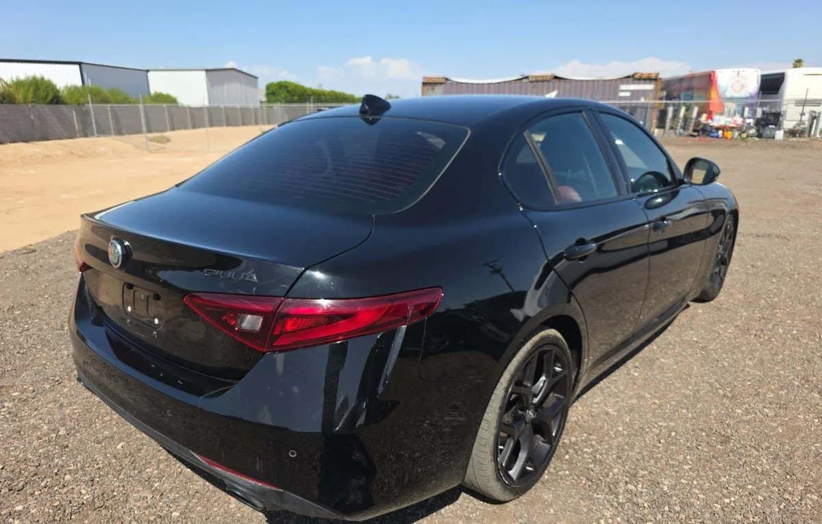 2020 ALFA ROMEO GIULIA Base 4
