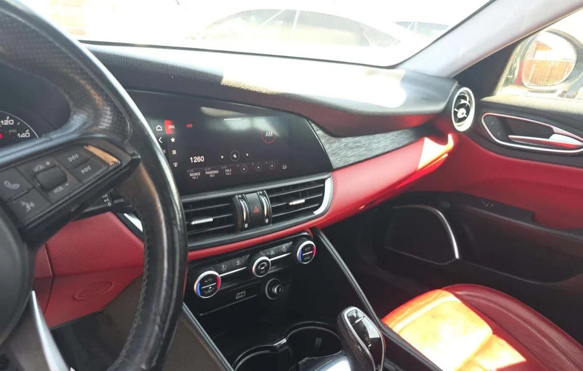 2020 ALFA ROMEO GIULIA Base 7