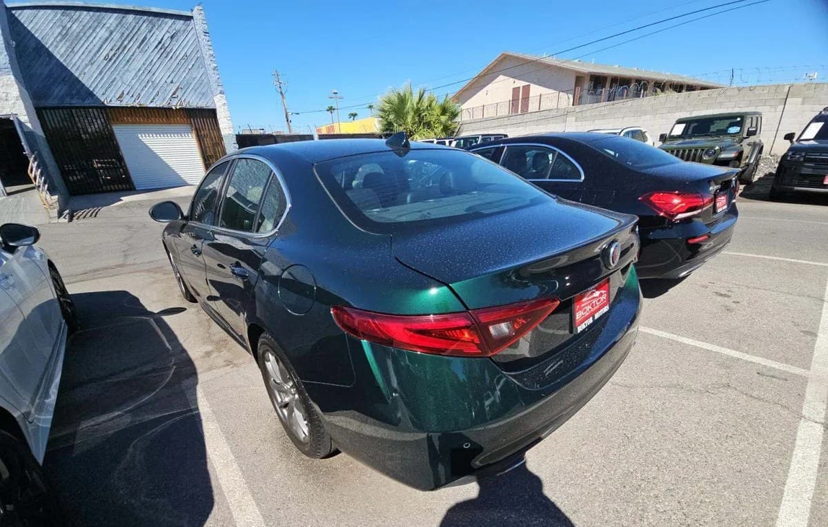 2020 ALFA ROMEO GIULIA Base 3