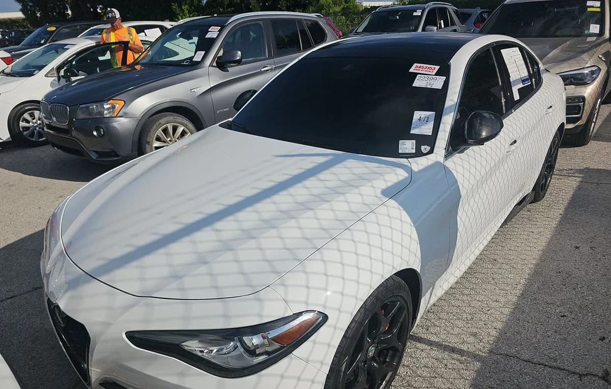 2019 ALFA ROMEO GIULIA Base 2