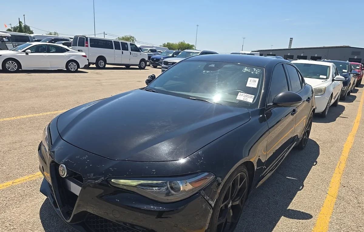 2020 ALFA ROMEO GIULIA Base 2