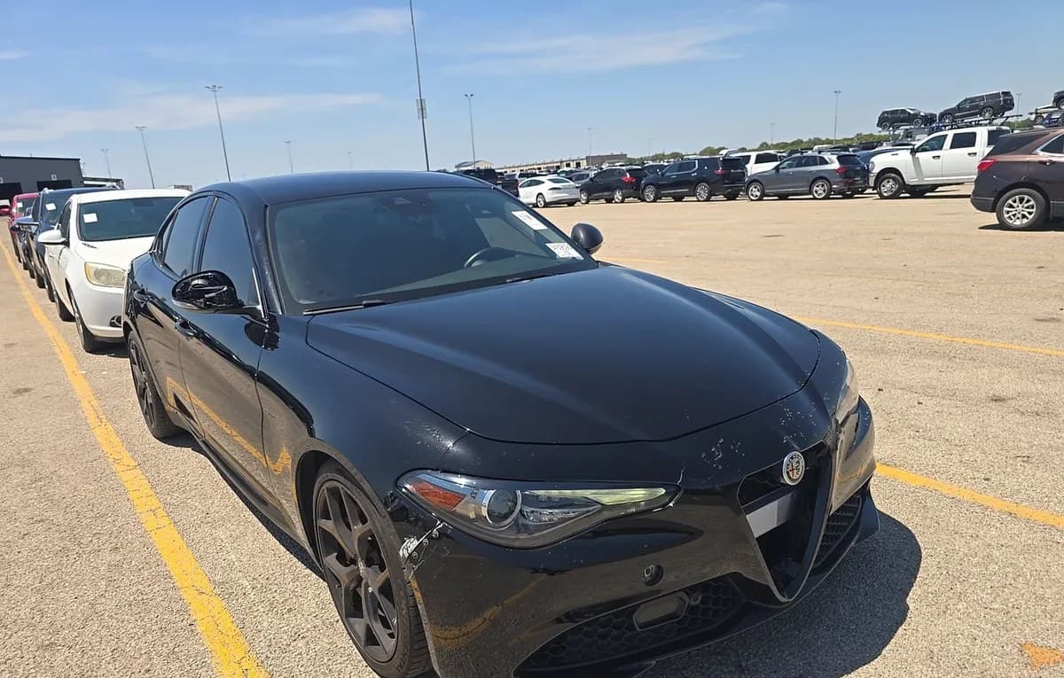 2020 ALFA ROMEO GIULIA Base 4