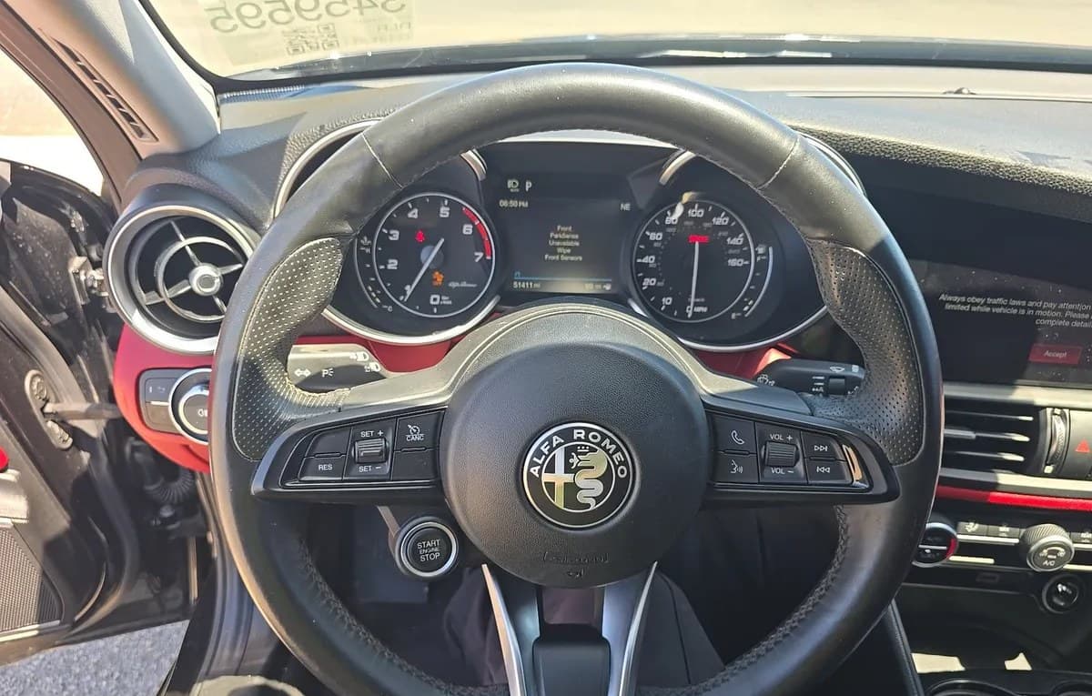 2020 ALFA ROMEO GIULIA Base 7