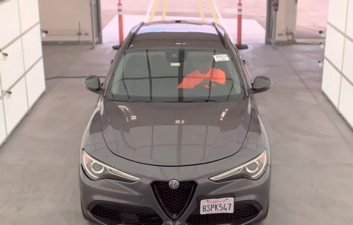 2020 ALFA ROMEO STELVIO Base 3