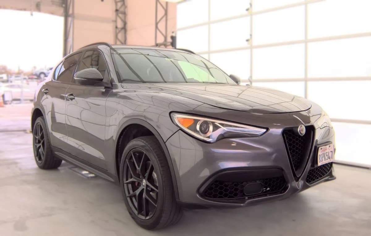 2020 ALFA ROMEO STELVIO Base 4
