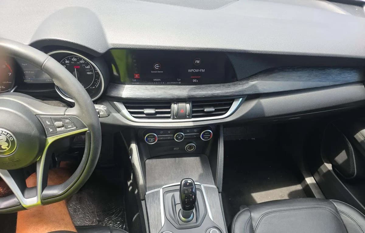 2019 ALFA ROMEO STELVIO 7