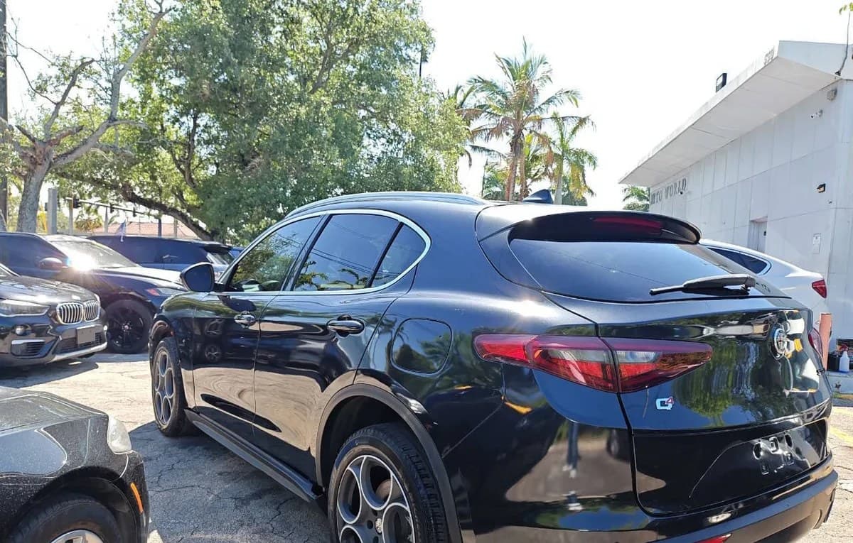2019 ALFA ROMEO STELVIO Base 5