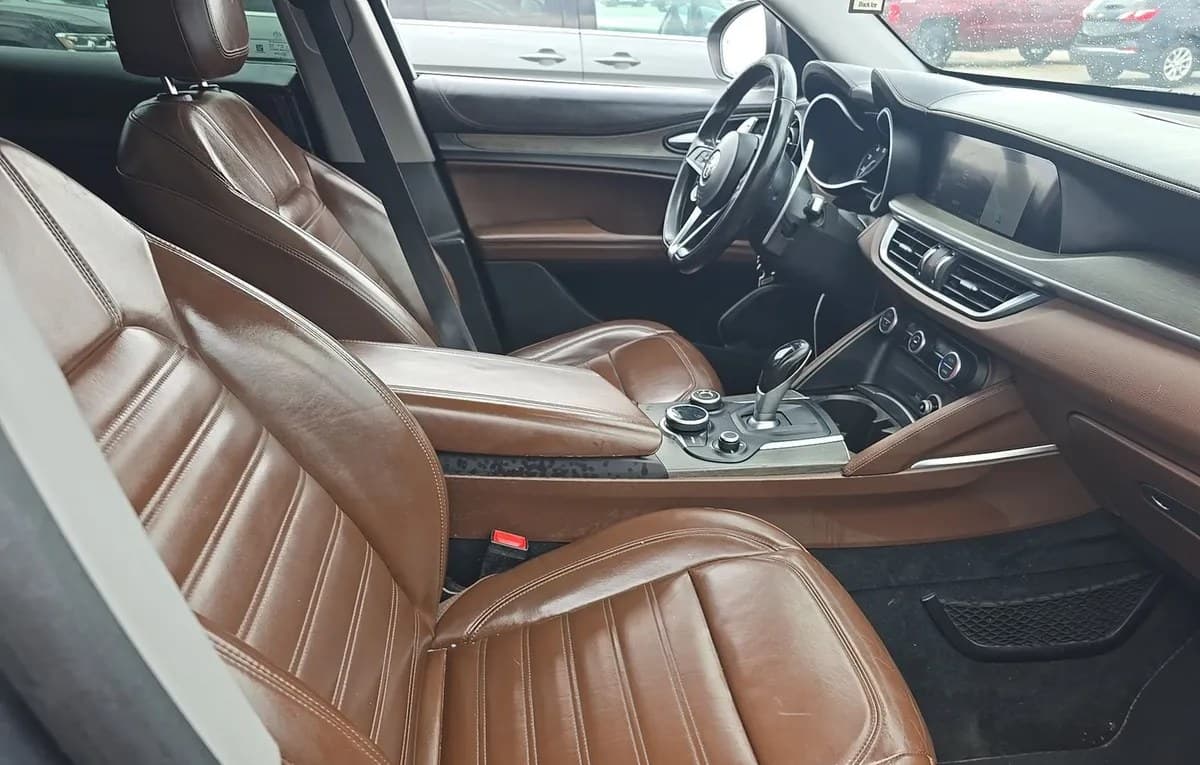 2019 ALFA ROMEO STELVIO TI Lusso 5