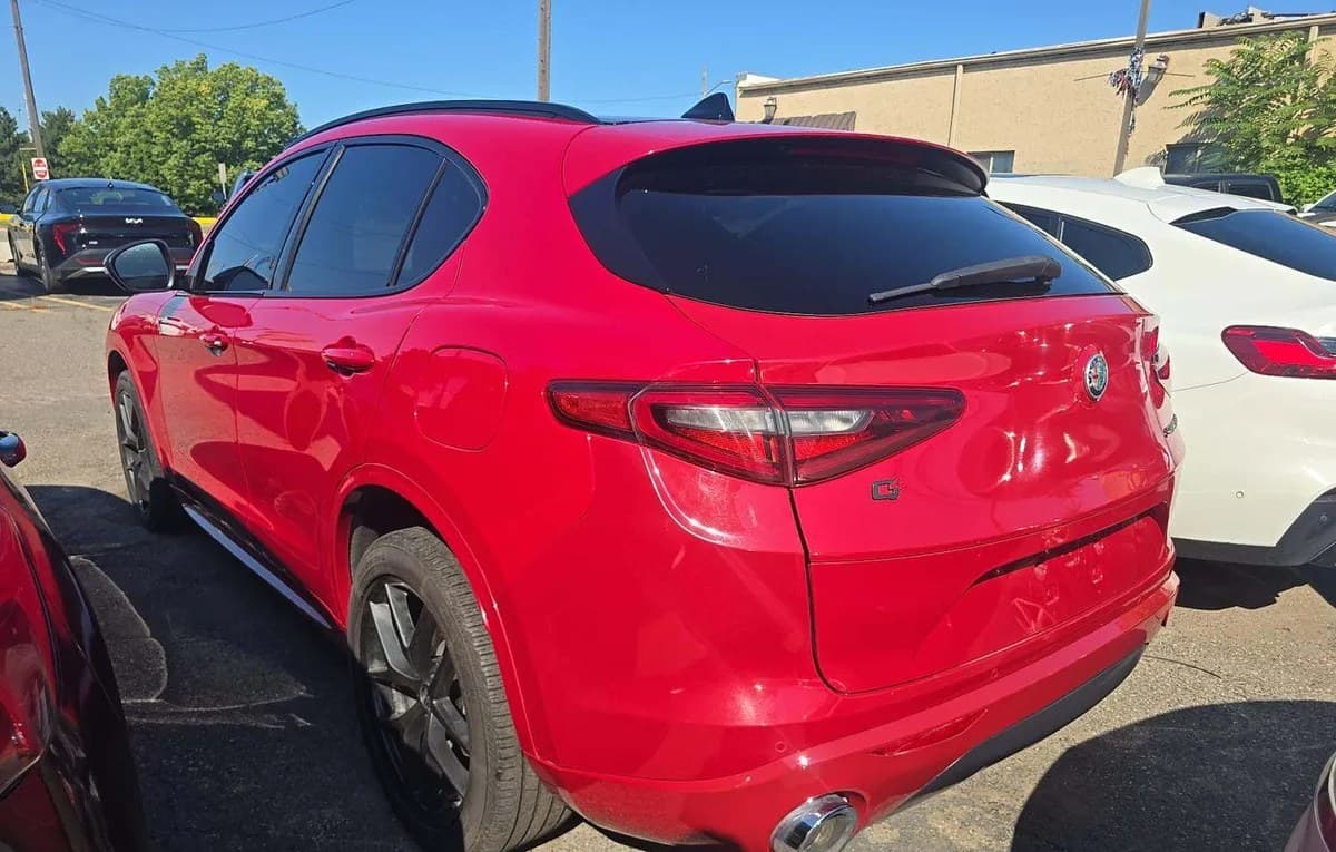 2021 ALFA ROMEO STELVIO Ti 3