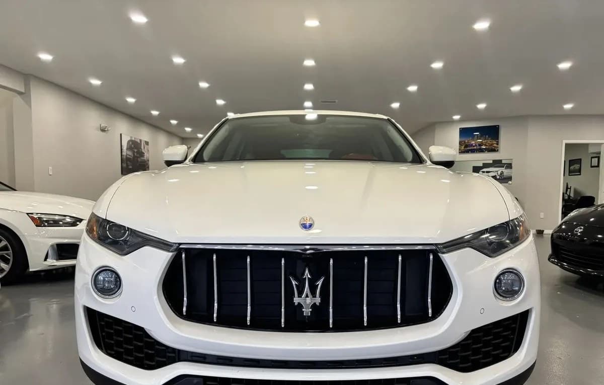 2017 MASERATI LEVANTE 3