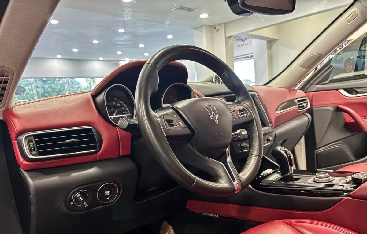 2017 MASERATI LEVANTE 6
